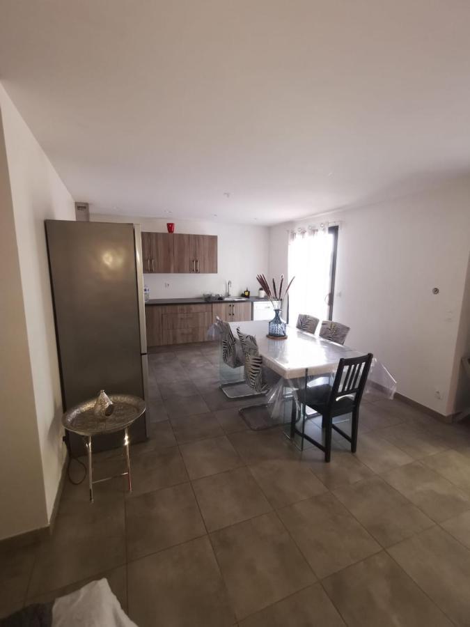 Maison Neuve Contemporaine Parking Nimes